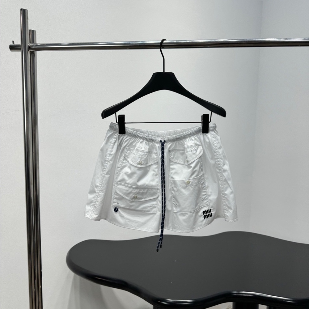 MIU MIU white short skirt
